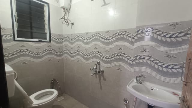 Ornate pg