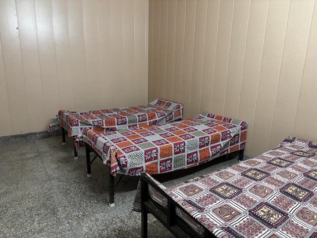 Offside Hostel & PG