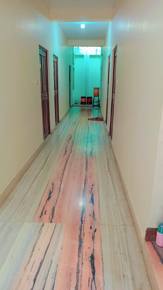 THE INDIAN PG HOSTEL