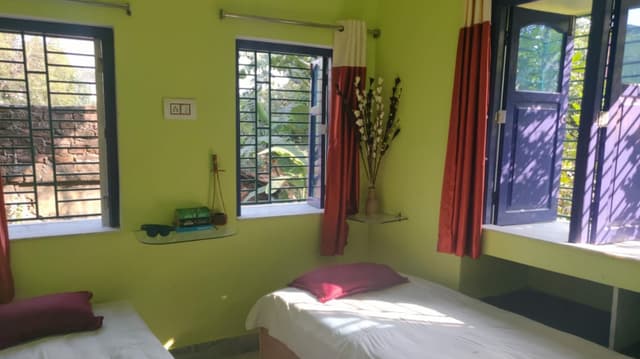 Raj Paying Guest Accomodation