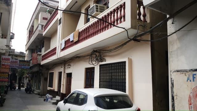 Lalit cottage pg