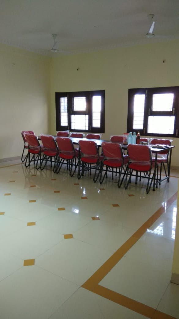 Shri Balaji Girls Hostel