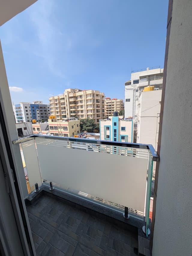 RR 28 PREMIUM CO-LIVING PG