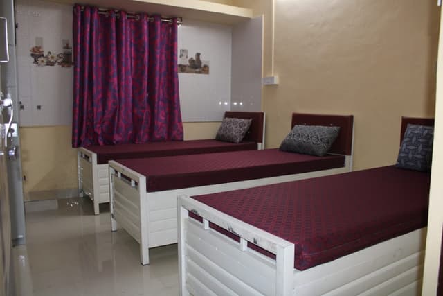Ashok Gents PG