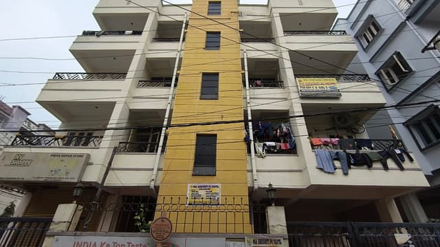 Maa Saraswati pg