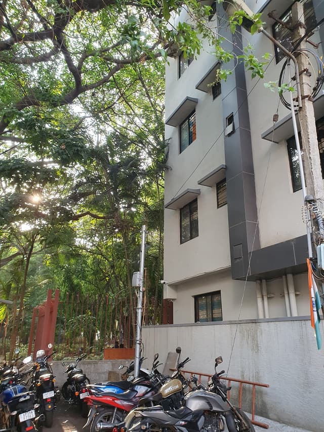 kalyani Grand - Gents pg