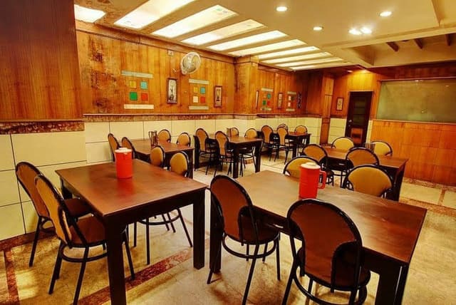 New SR Stay Inn Luxury Gents PG