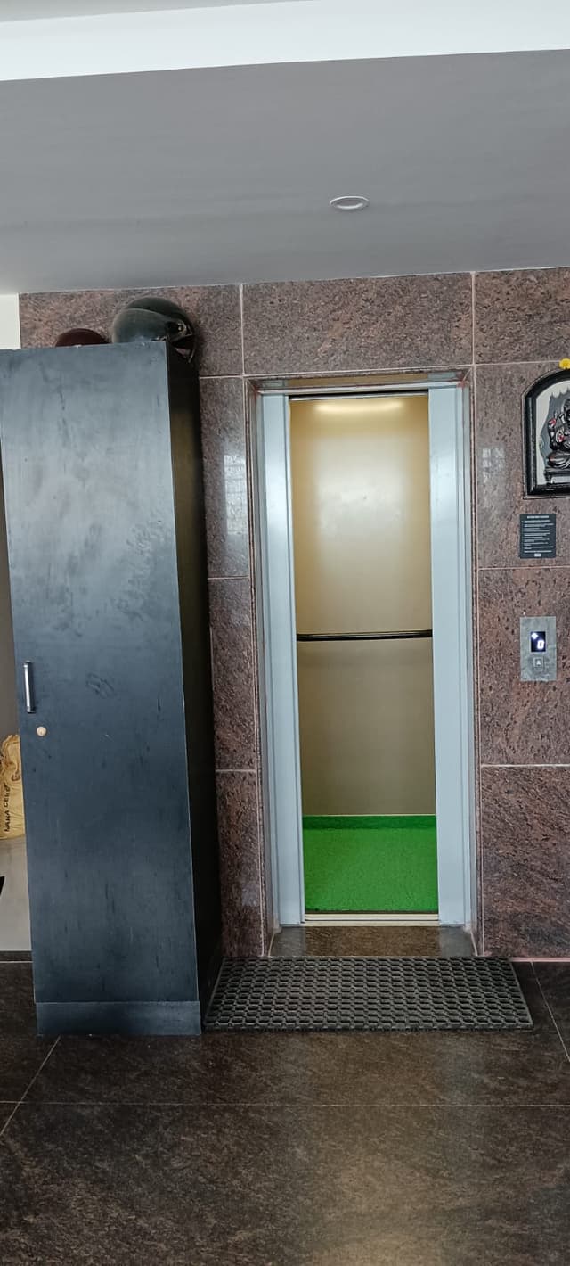 Paradise Suites PG For Gents