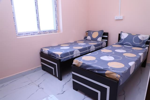 Pureliving PG | Luxury Men's PG HOSTEL