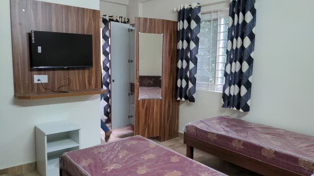 Queens PG for Ladies, Whitefield.