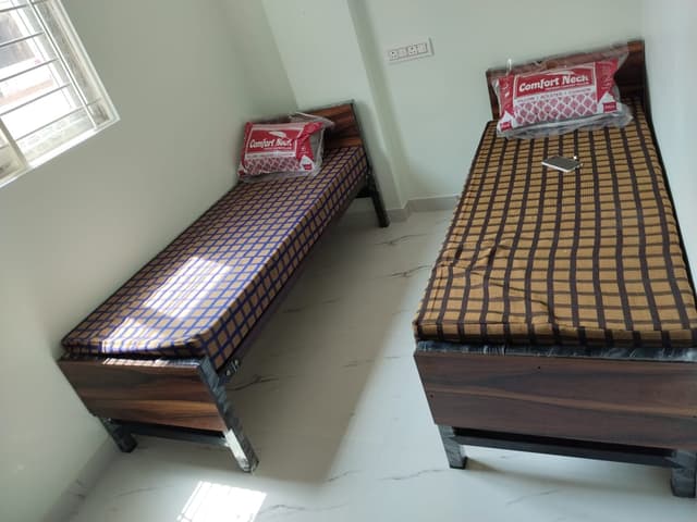 Raghavendra luxury pg for gents