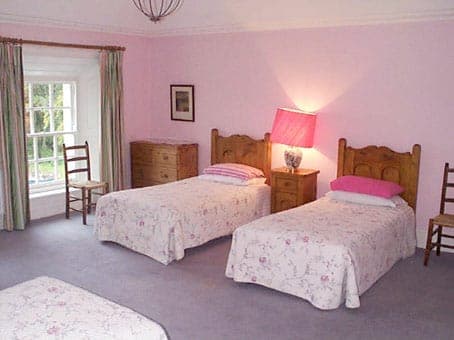 RK Ladies / Girls--- Paying Guest