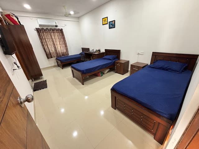 RR Premium Coliving