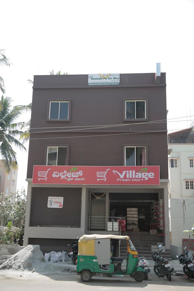 Shree Kumuda PG For Men's Hi-Tech