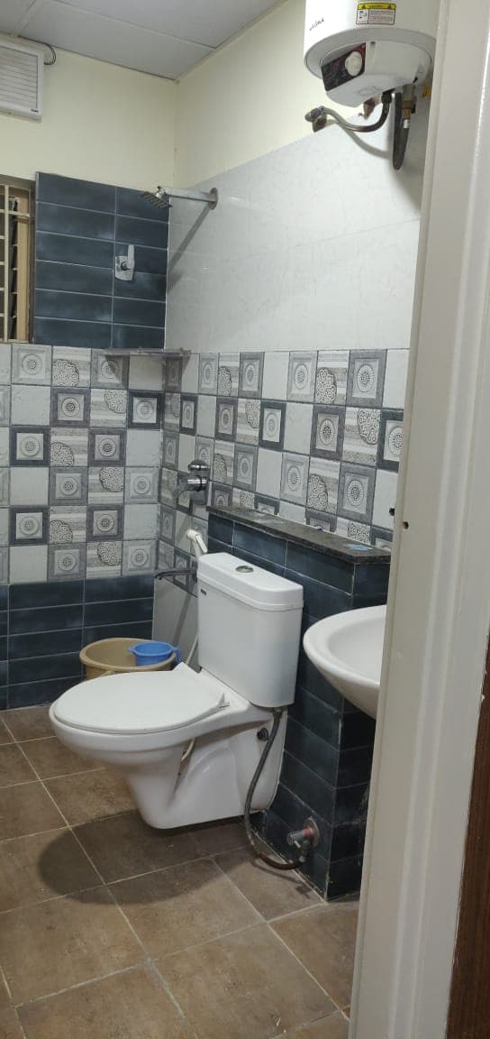 Shyam Stay Pure Veg Boys PG Near CMS Jain University, Lalbagh Road