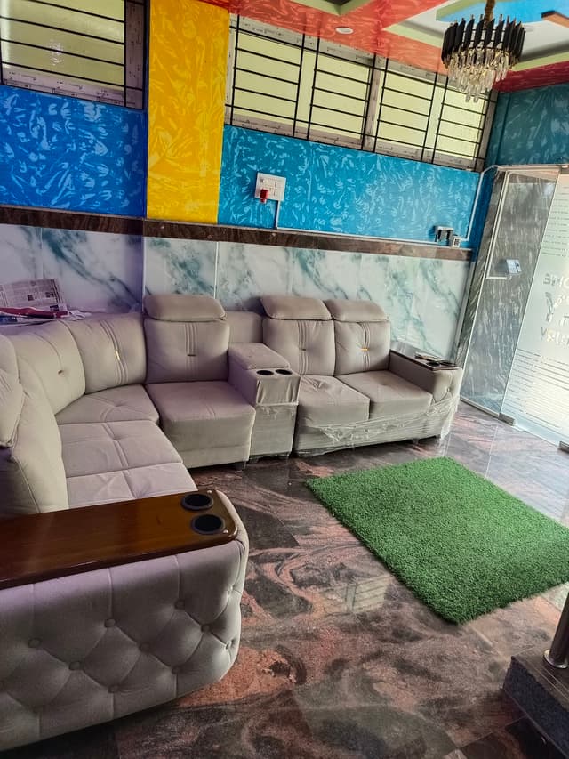 Sky Luxury PG For Gents
