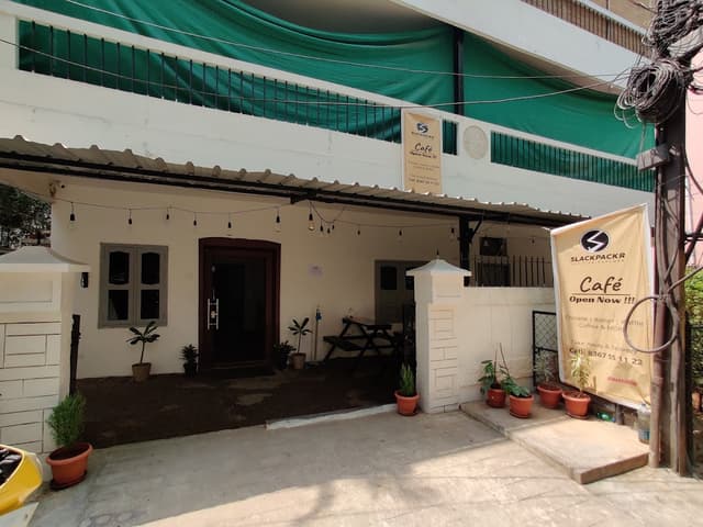 Slackpackr Begumpet Hyderabad