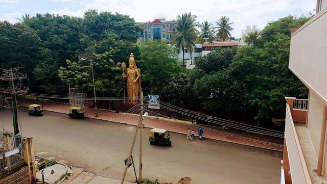 Sri Guru Men's PG Vijaynagar