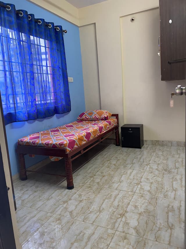 Sri Vigneshwara pg for gents | Opposite MANYATA TECH PARK & MSR NORTH TOWER