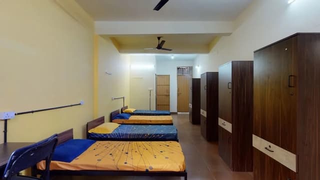 Stanza Living Fargo House | PG for Males near Mathikere