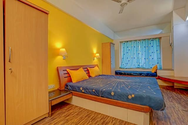 Stanza Living New Orleans House | Coliving PG in Vile Parle