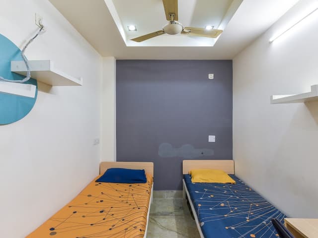 Stanza Living Quito House | Boys PG in Laxmi Nagar