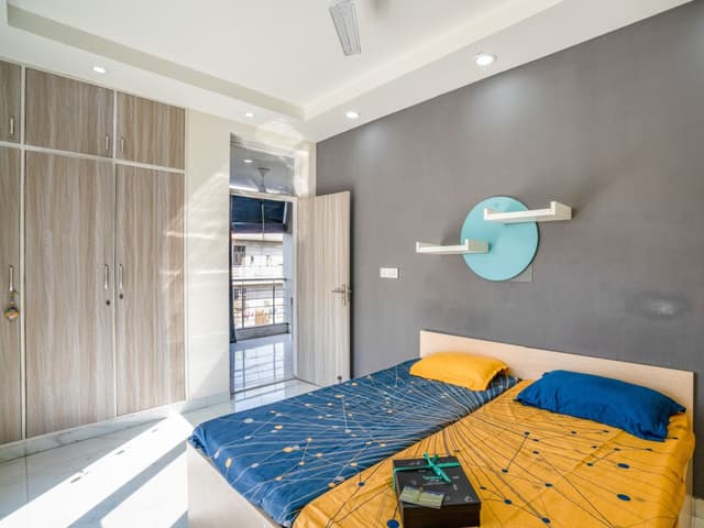 Stanza Living San Diego House | PG for Females in North Campus