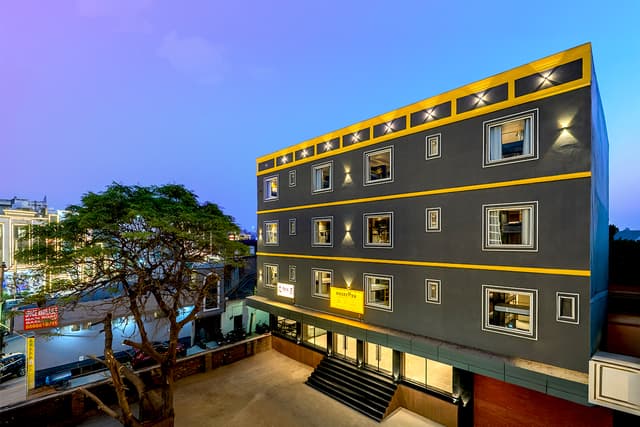 The Hosteller Delhi, International Airport