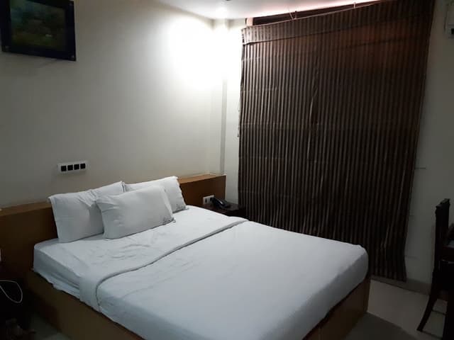 The Waves Serviced Apartments