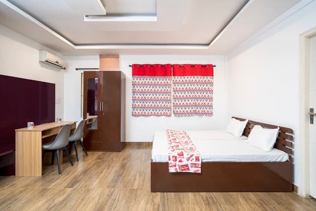 Your space Girls Hostel - Brigade Road, Bengaluru