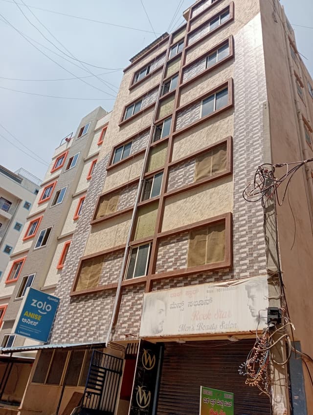 Zolo Anise - Best PG in Marathahalli