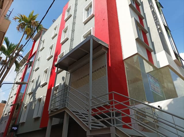 Zolo Mishal PG in Mathikere | Coliving PG