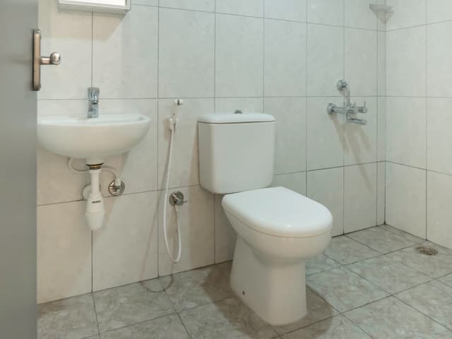 Zolo Triloha - PG in bellandur | Luxury PG