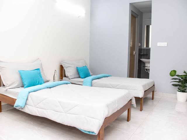 Zolo Valencia - PG in Rajajinagar