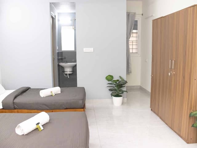 Zolo Valencia - PG in Rajajinagar